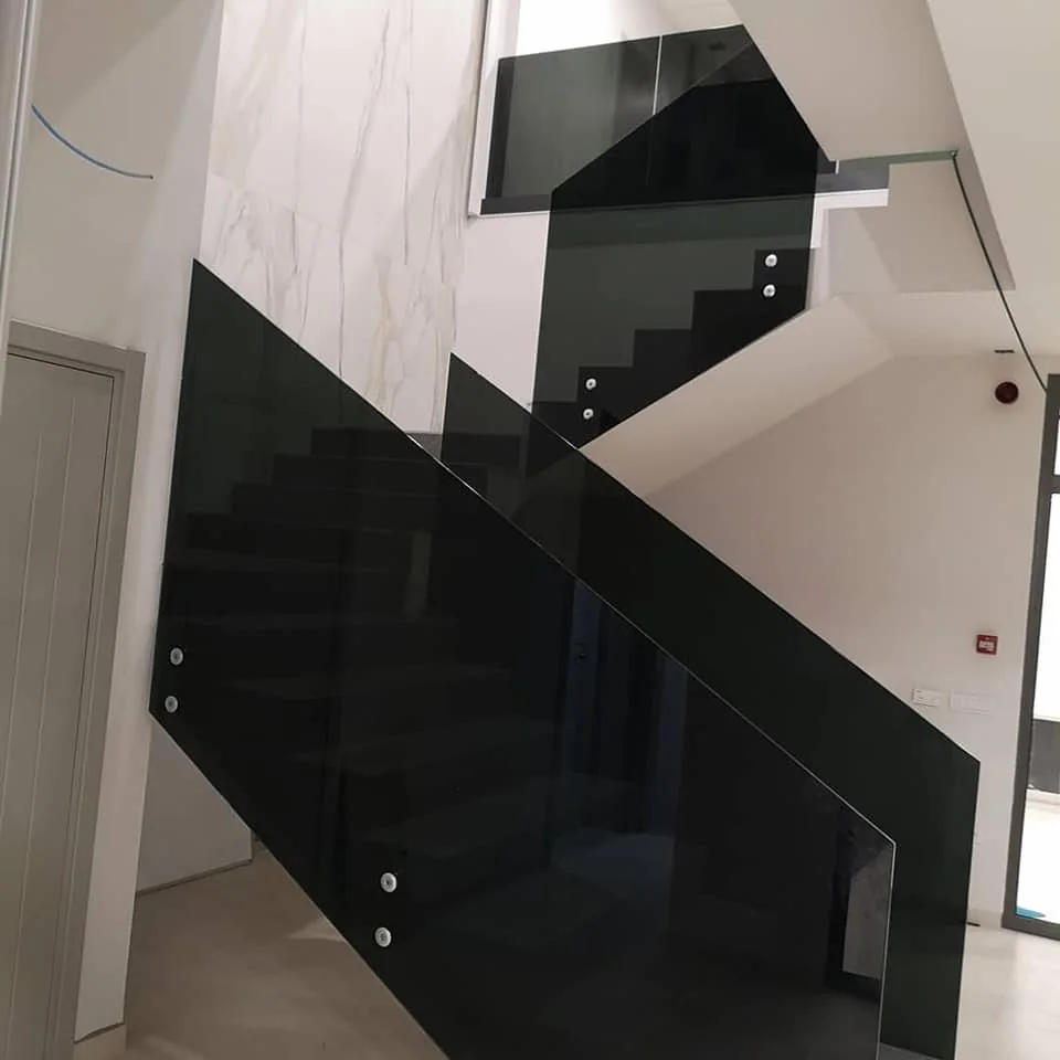 Staklena ograda za stepenište - galerija 3